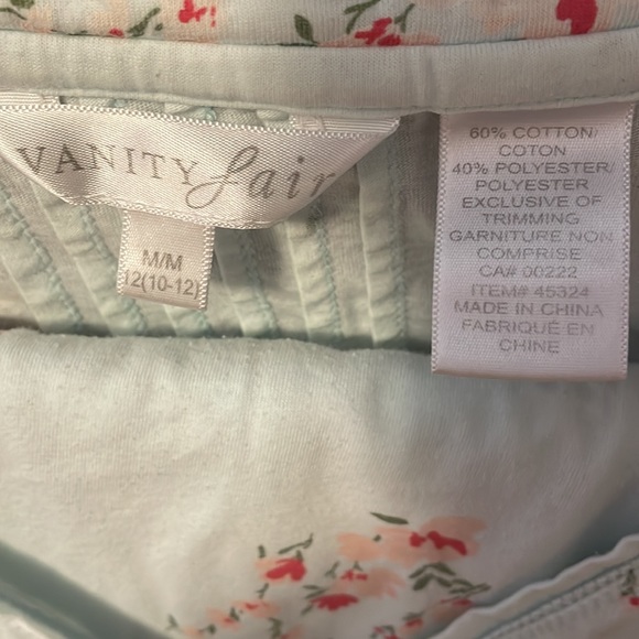 Vanity fair short sleeve pyjamas tie waist size M 10-12. Good used condition. - Picture 2 of 15